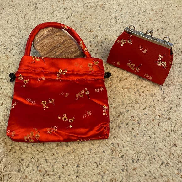 Cherry Blossom Purse and Accessories - Picture 2 of 6